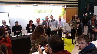 Denis Mortal, acheteur plantes d’intérieur chez Botanic, a été champion de reconnaissance des végétaux en 2017 en finale nationale à Lyon. (c) Val’Hor Denis Mortal, acheteur plantes d’intérieur chez Botanic, a été champion de reconnaissance des végétaux en 2017 en finale nationale à Lyon. (c) Val’Hor